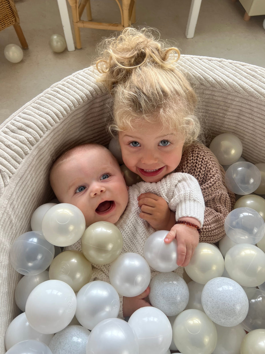 Waarom het design-ballenbad van Moje dé must-have is voor kinderen van 1 tot 5 jaar