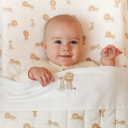 Little Dutch Hoeslaken Wieg Safari Leo, in een kinderkamer met bijpassend beddengoed uit de Safari Leo serie