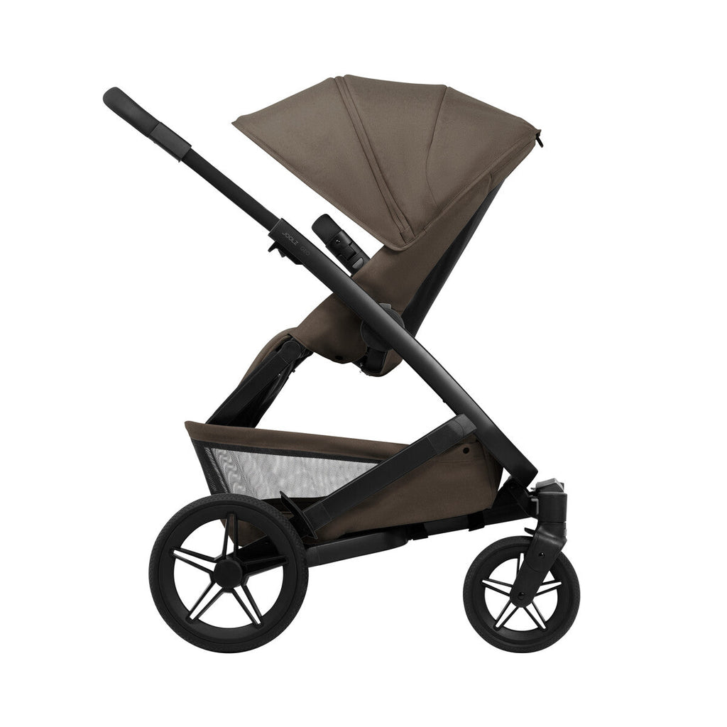 Joolz Kinderwagen Geo5 Complete Set Hazel Brown, schuin vooraanzicht