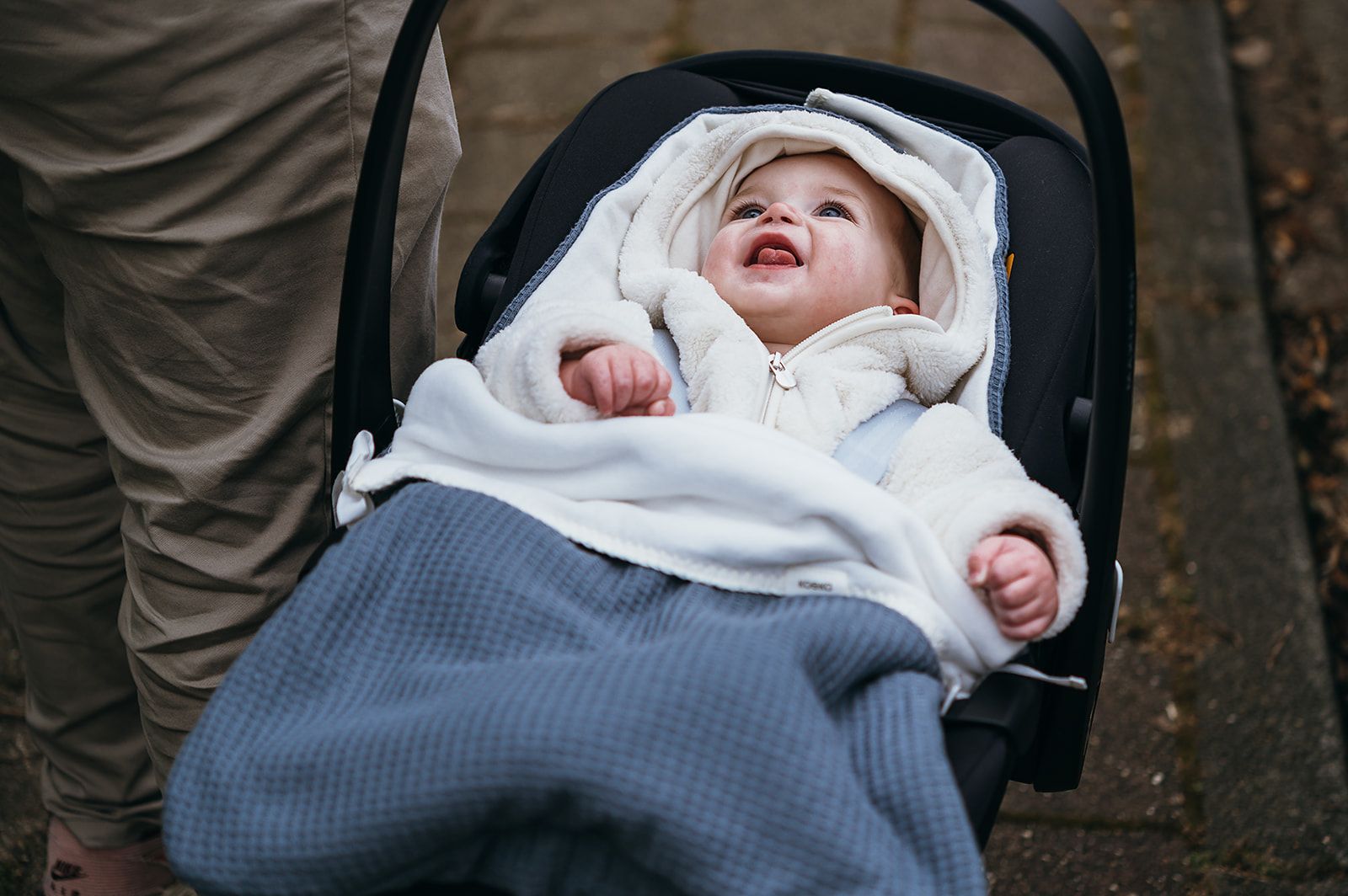 Koeka Babypak Outdoor Malmo | Pebble