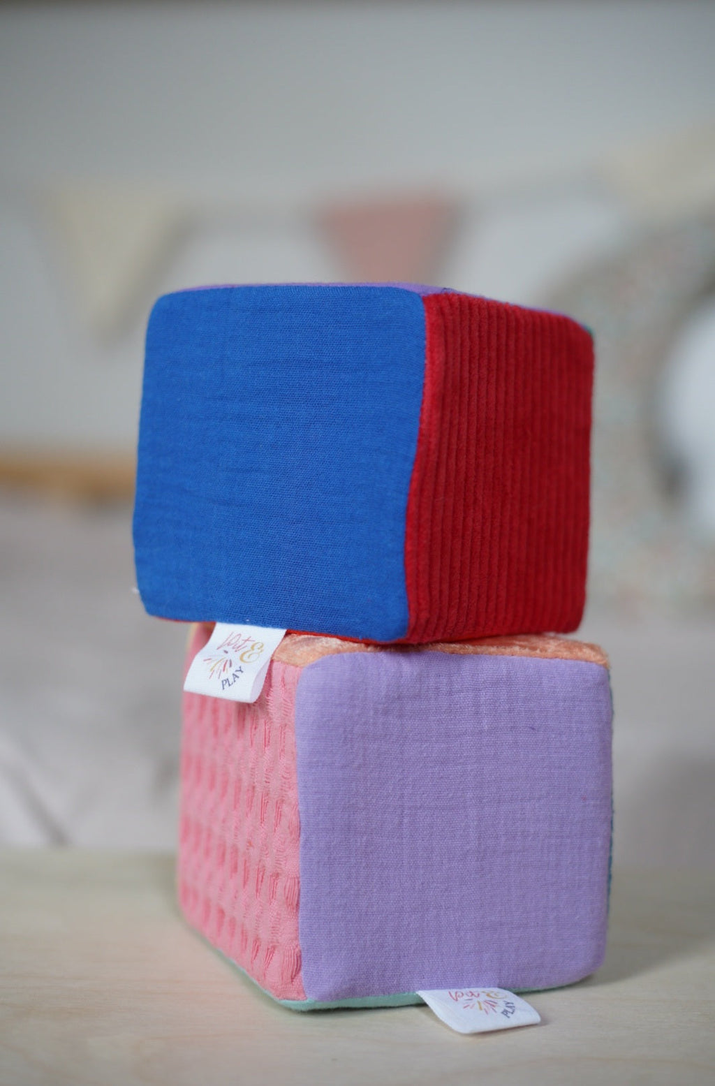 Pit & Play Regenboog Dobbelsteen | Pastel