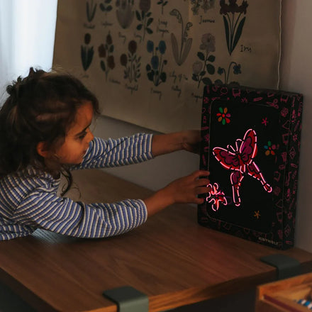 Kidywolf Kidyneon Light-Up Wall Art Craft Kit | Once Upon A Time