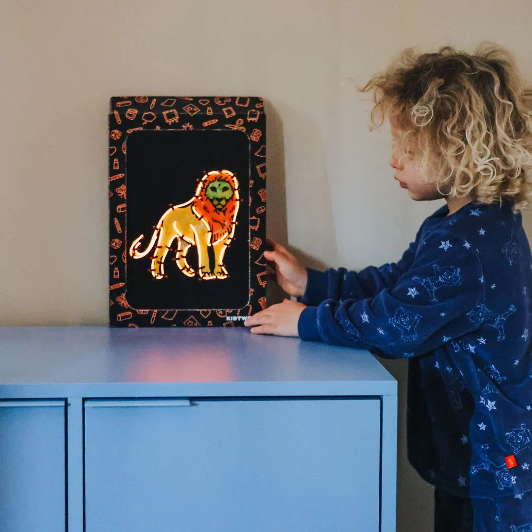 Kidywolf Kidyneon Light-Up Wall Art Craft Kit | Animals