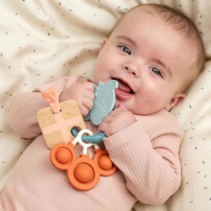 Done By Deer Sensorische Activiteiten Ring | Celebration Mix