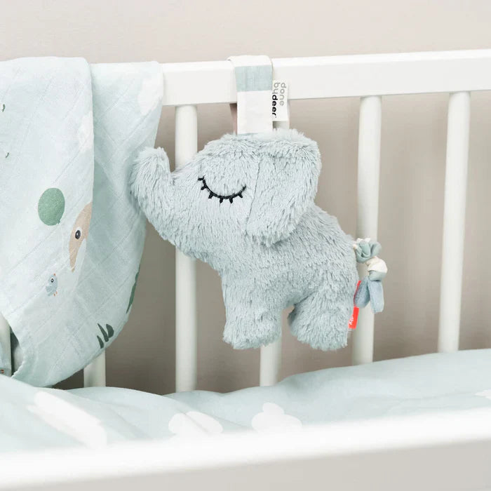 Done By Deer Muziekhanger | Elphee Blue