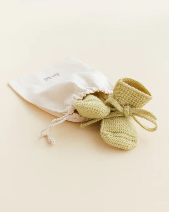 Hvid Booties 0-6M | Light Yellow