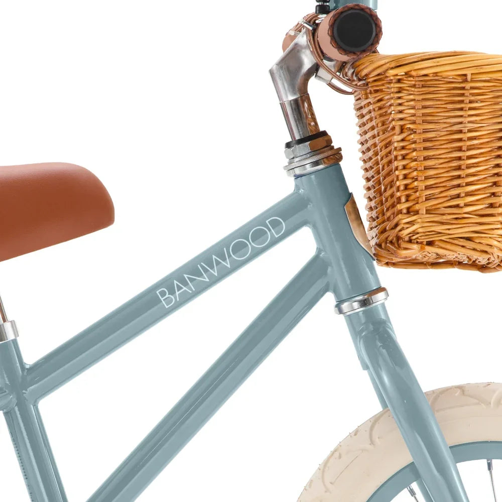 Loopfiets Banwood First Go in Teal met licht en stevig stalen frame, te koop bij De Gele Flamingo