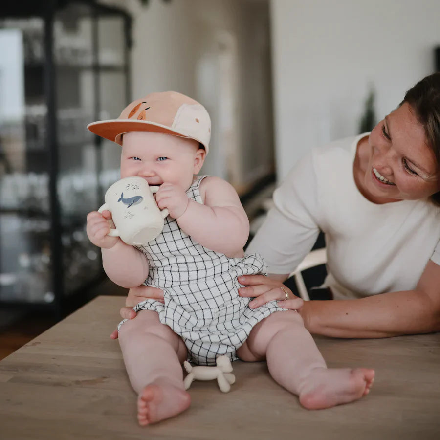 Mushie Oefenbeker met rietje | Whales