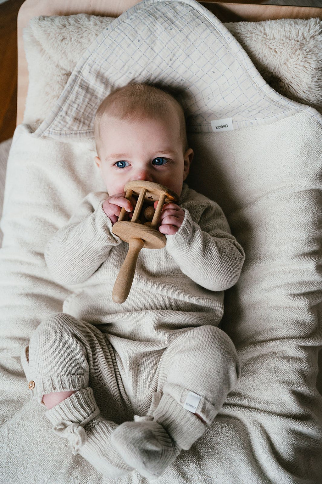 Koeka Badcape Lind 100x100 | Warm White