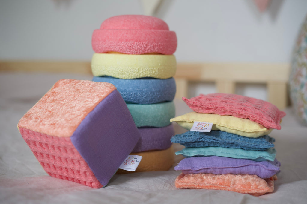 Pit & Play Regenboog Dobbelsteen | Pastel