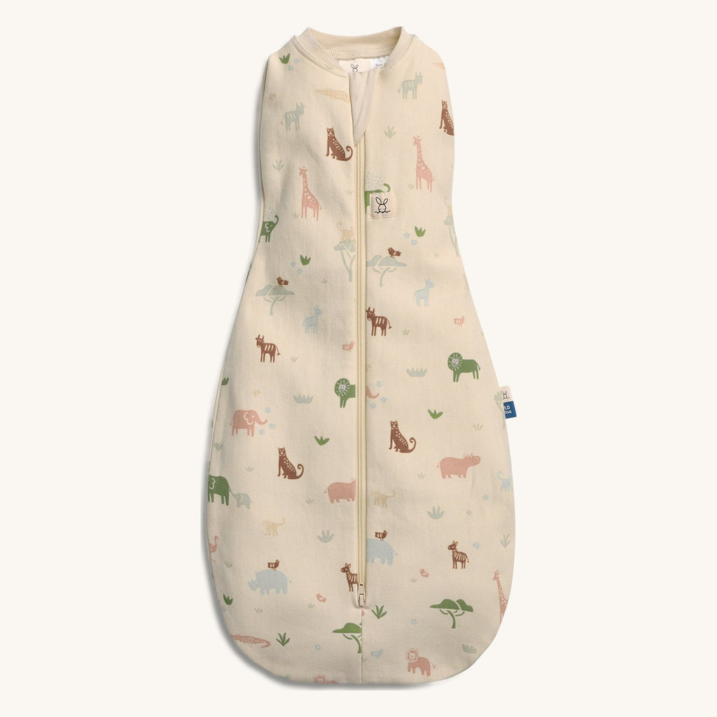 Ergopouch Cocoon inbakerslaapzak Tog 1.0 Savannah met safariprint, vooraanzicht