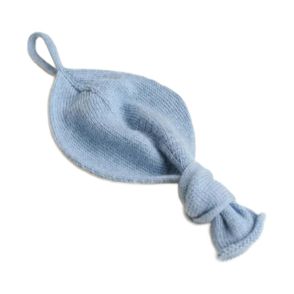 Hvid Fopspeendoekje Titi Light Blue op witte achtergrond