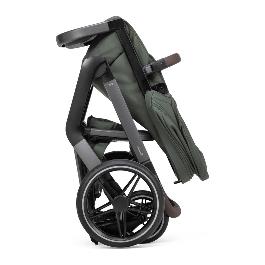 Joolz Kinderwagen Day5 Complete Set Forest Green, compact ingeklapt