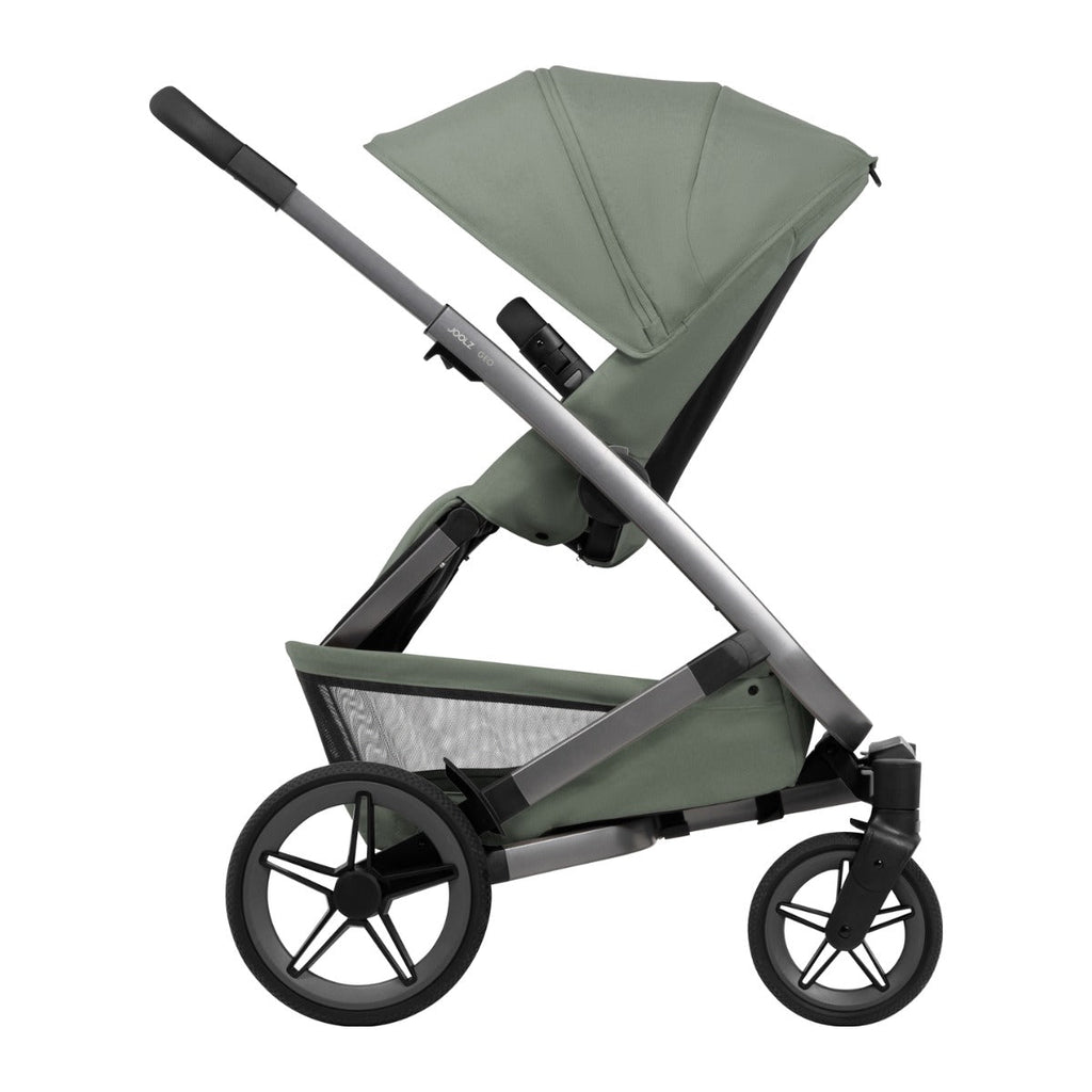Joolz Kinderwagen Geo5 Complete Set Sage Green, zitje in zijaanzicht