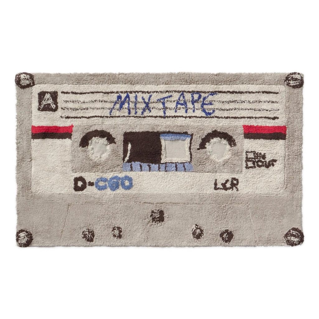 Lorena Canals wasbaar tapijt Cassette in de vorm van een muziekcassette