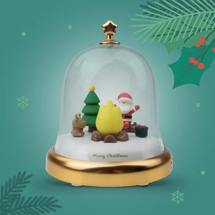 Mary's Christmas Music Box als kerstdecoratie in een feestelijke sfeer