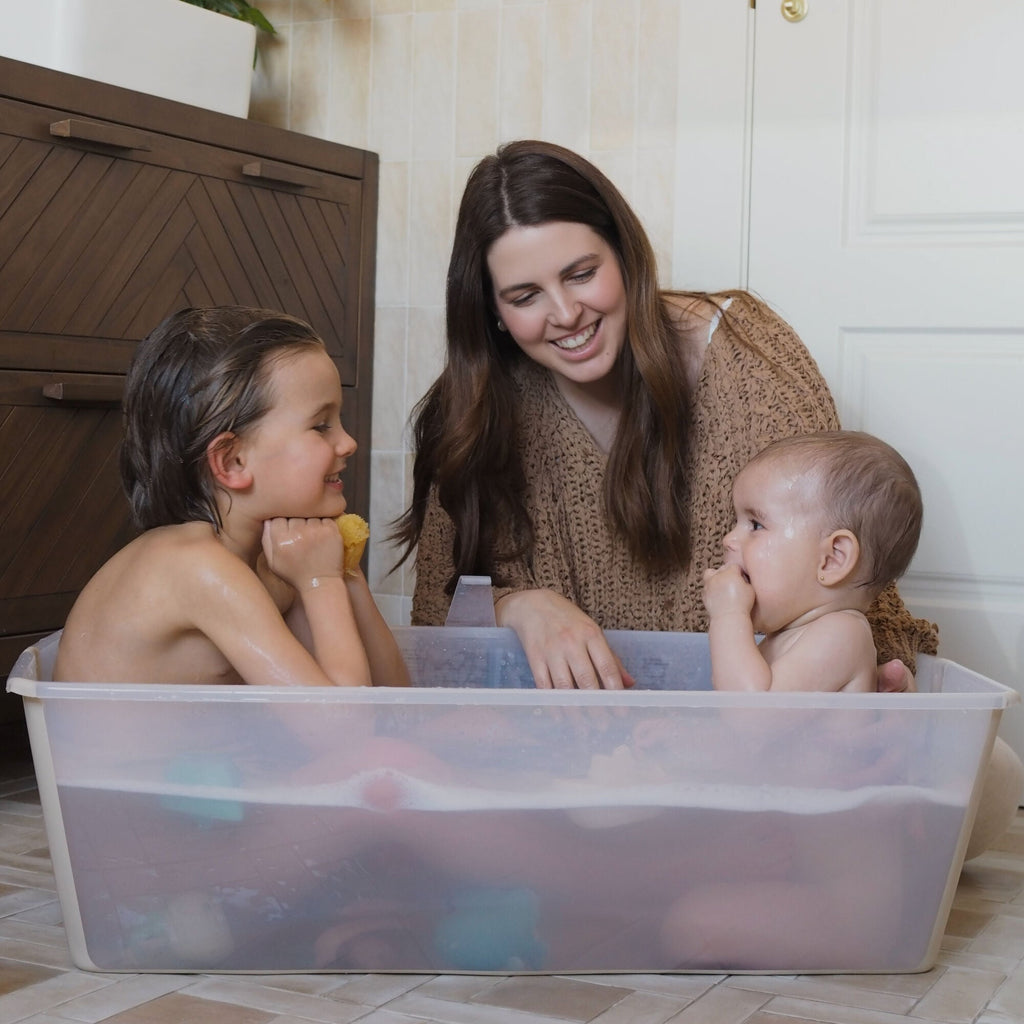 Stokke Flexi Bath XL Sandy Beige, sfeerbeeld