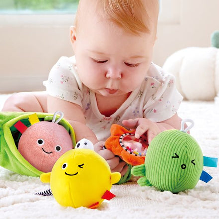 Hape Rammelaar Pea Pod Pals | 3 Zachte Erwtjes