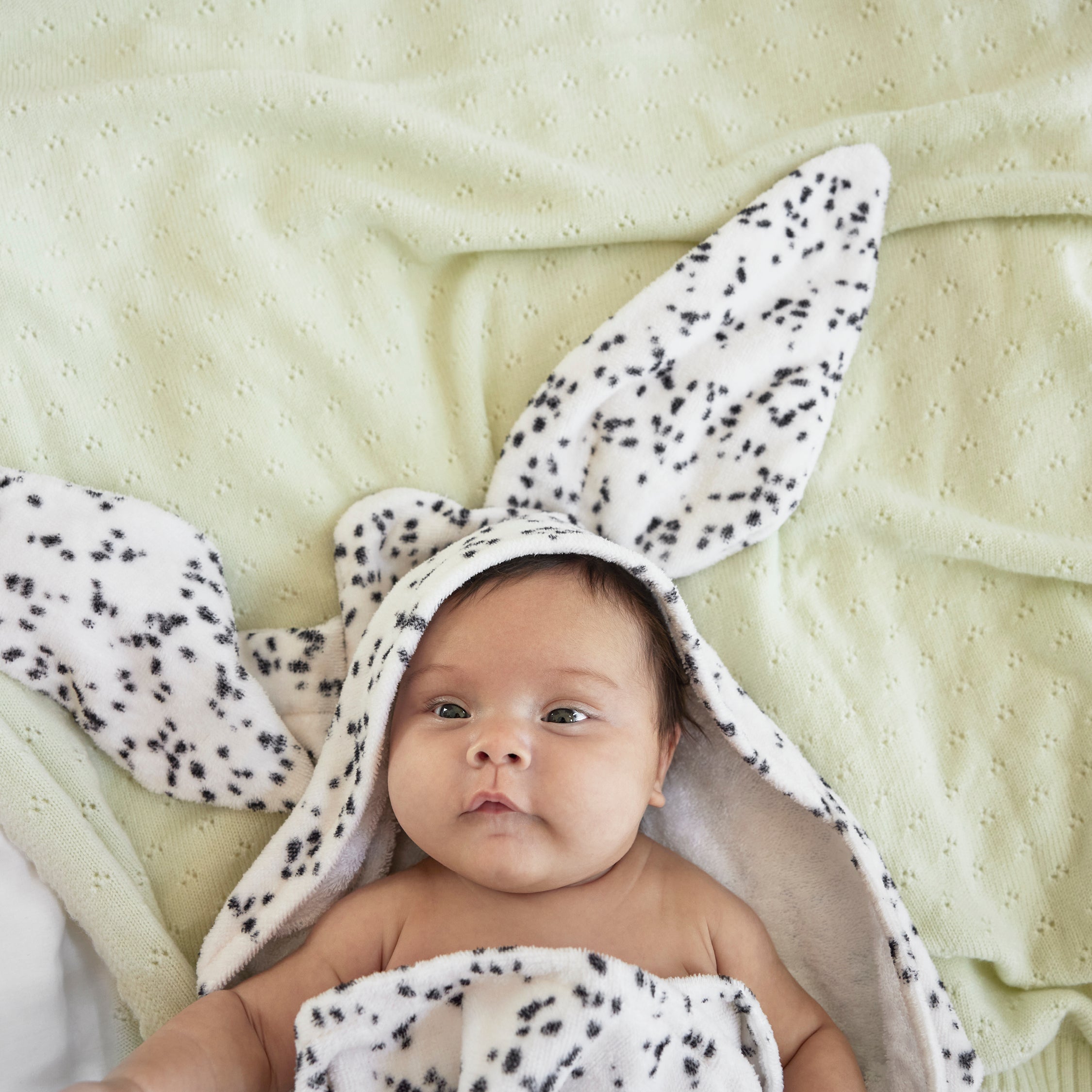 * Elodie Details Hooded Towel | Dalmation Dots