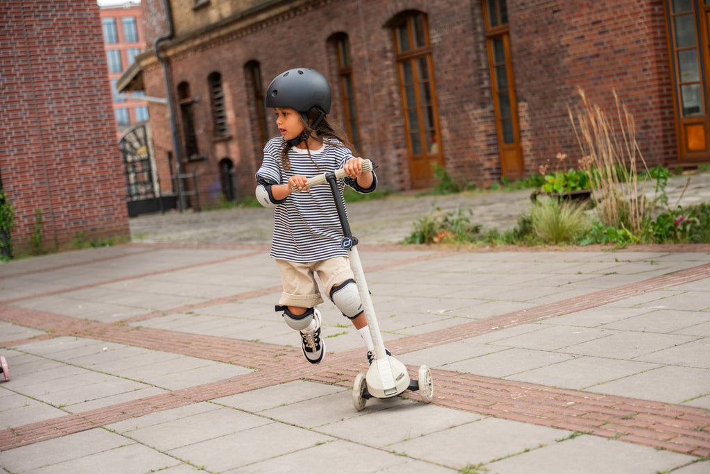 Scoot & Ride Step Highwaykick 3S | Ash