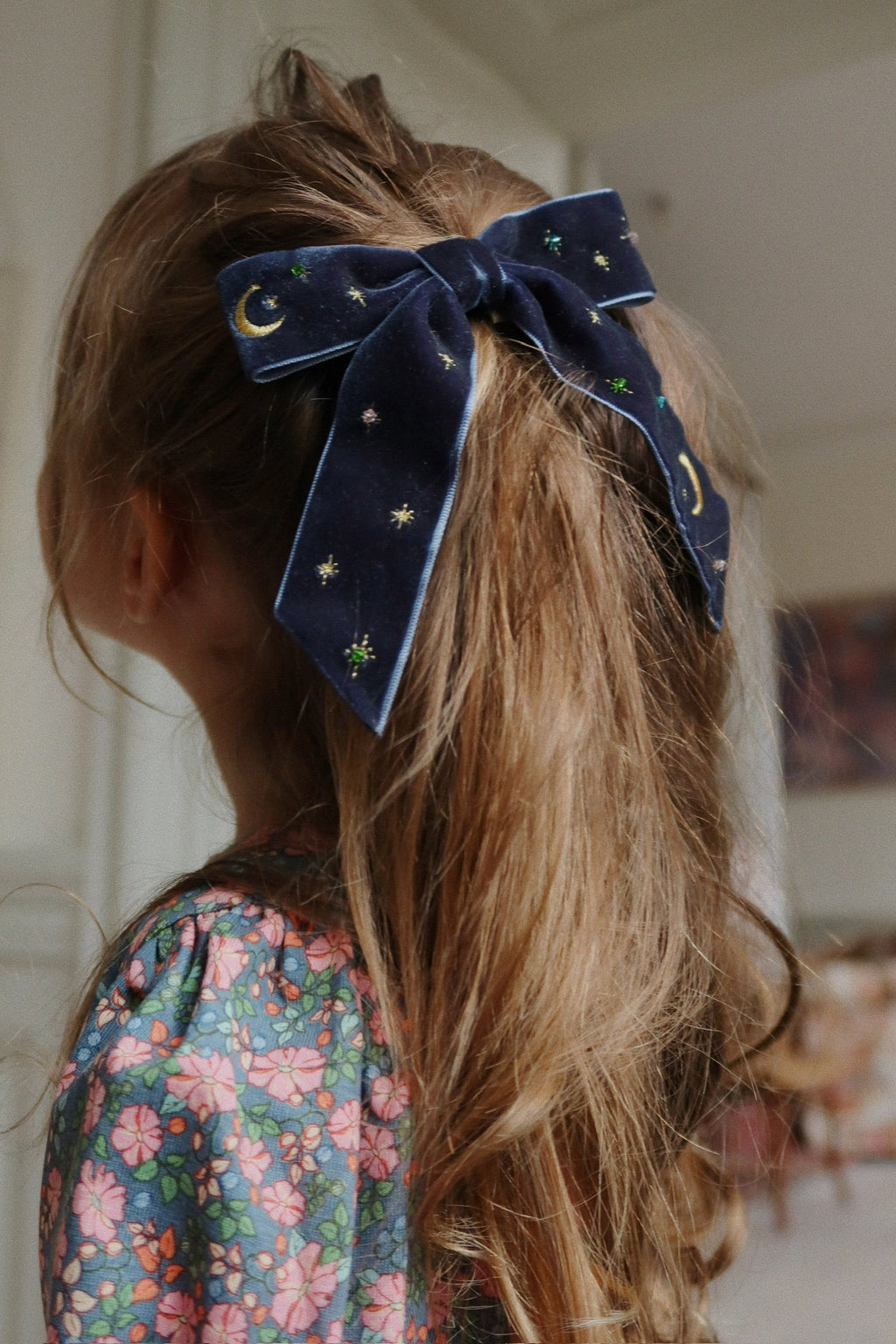 Konges Sløjd Velvet Bow Pearly Haarspeldje | Navy Blazer