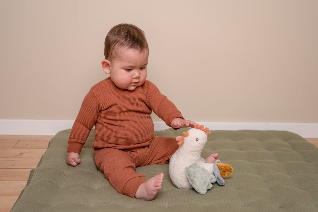 * Little Dutch Knuffel Tuimelaar | Kip Little Farm