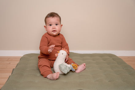 * Little Dutch Knuffel Tuimelaar | Kip Little Farm