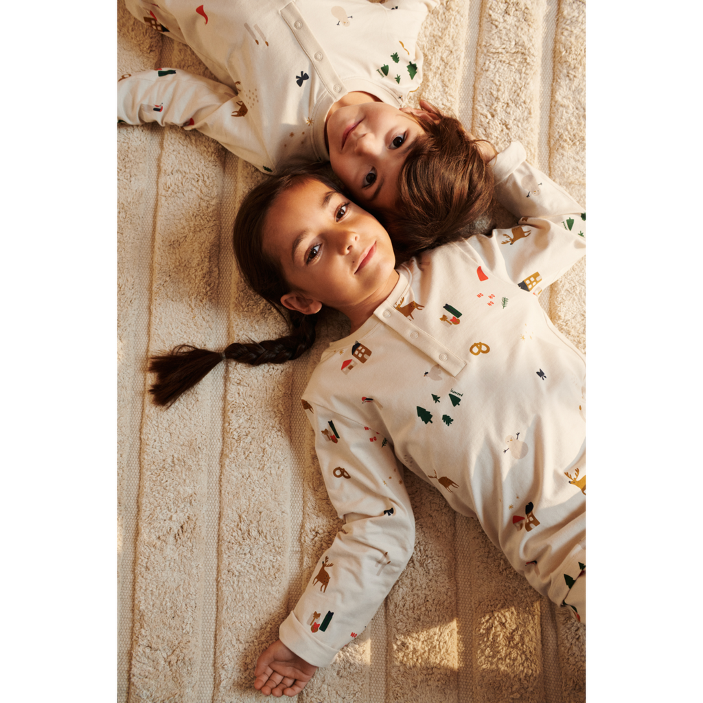 Liewood Wilhelm Printed Pyjama Set | Christmas Holiday / Sandy