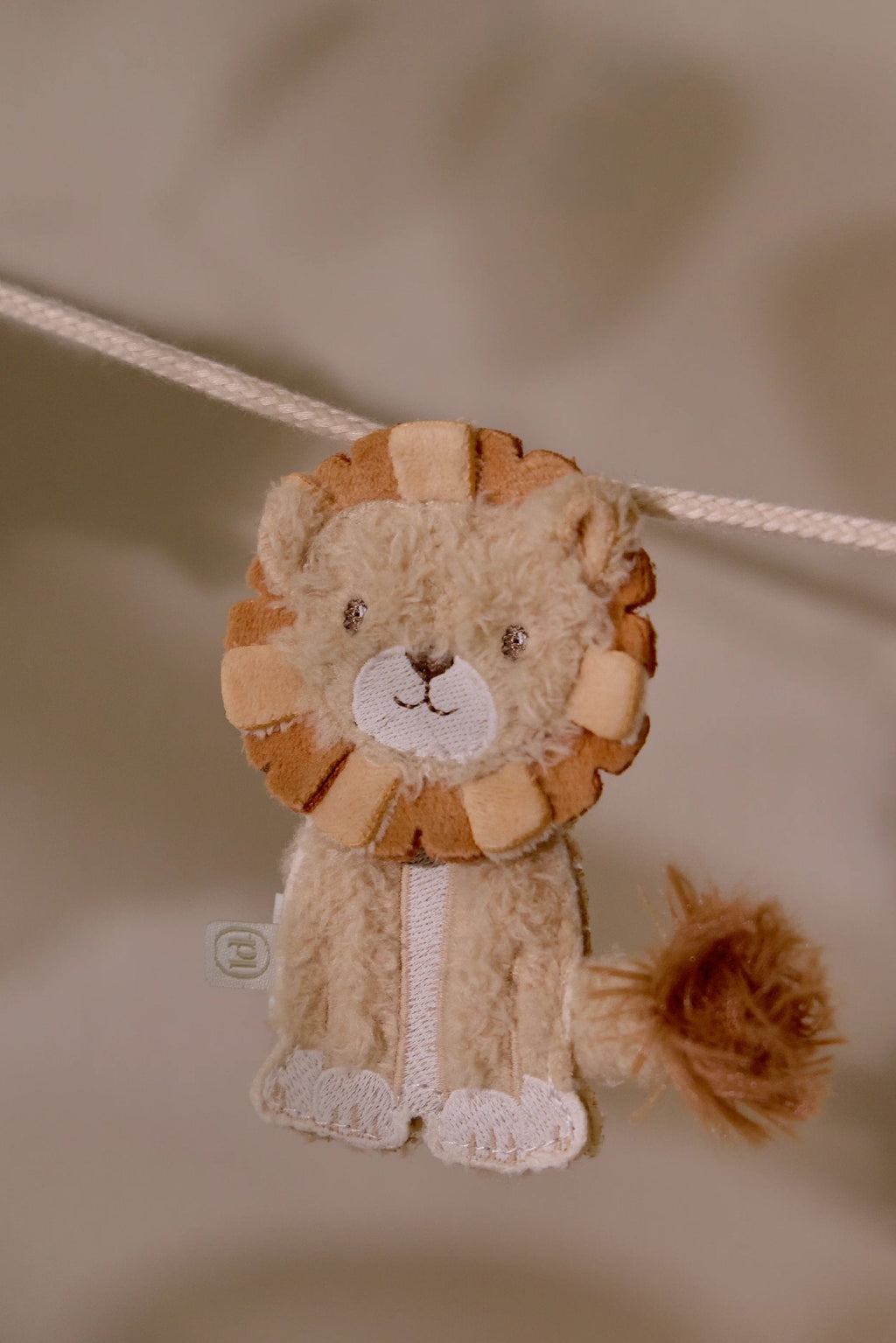 Little Dutch Slinger Element Safari Friends | Leeuw
