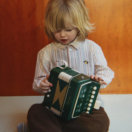 Konges Sløjd Muziekspeelgoed Harmonica Green, sfeerbeeld met ander Konges Sløjd muziekspeelgoed