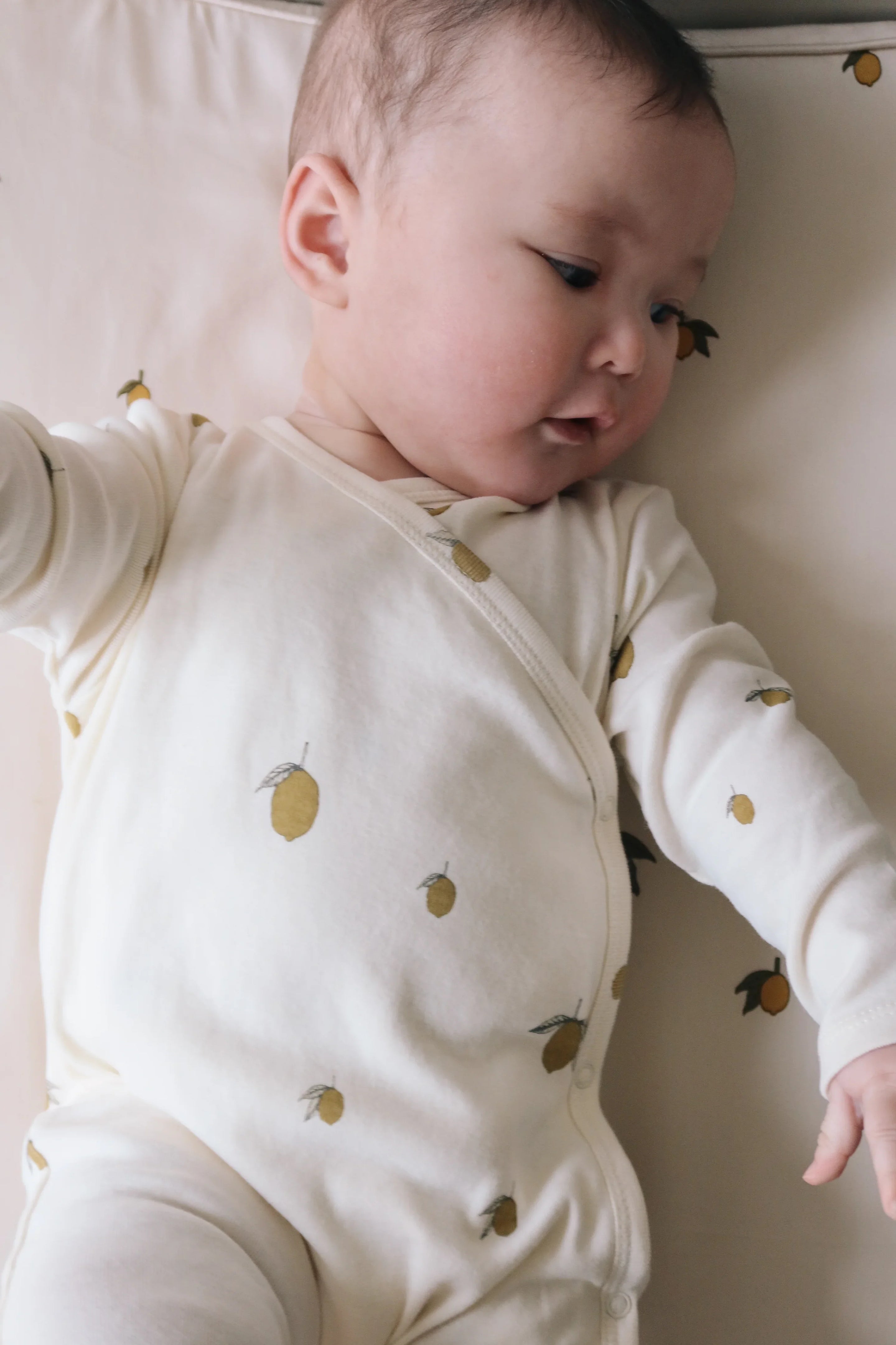 Konges Sløjd Newborn Body | Lemon