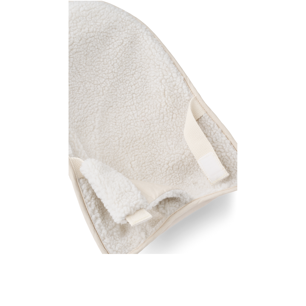 Liewood Mabel Pile Poppen Bouncer | Sandy