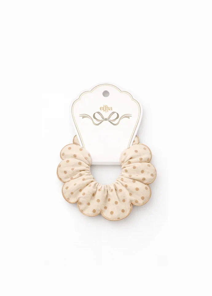 Mrs. Ertha Haar Scrunchie | Blush Dots