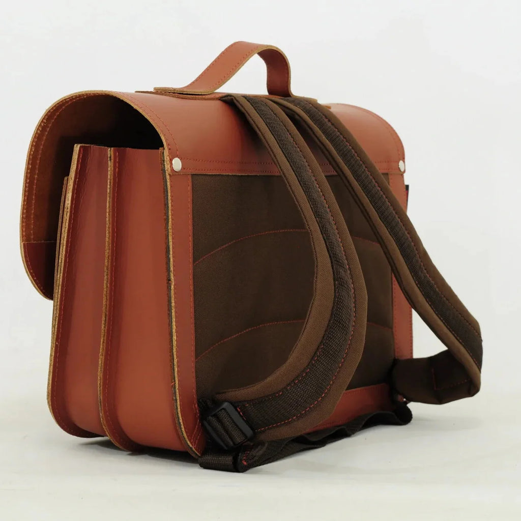 Own Stuff Lederen Boekentas Football | Chestnut