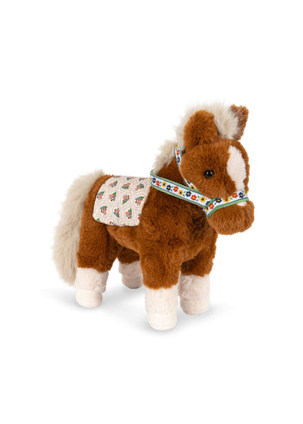 Konges Sløjd Knuffel Paard Fiona Horse Multi, knuffelpaard met zadel en teugel op witte achtergrond