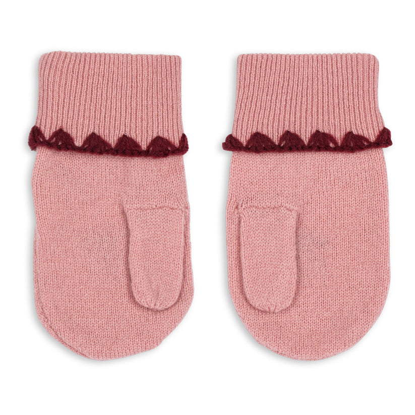 Konges Sløjd Wanten Collette Mittens Pale Blush, achterkant van de wanten op witte achtergrond