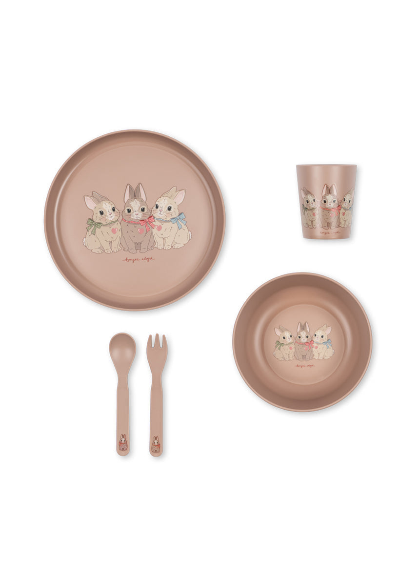 Konges Sløjd Eetset Dinner Set Bunny, tweede productfoto op witte achtergrond