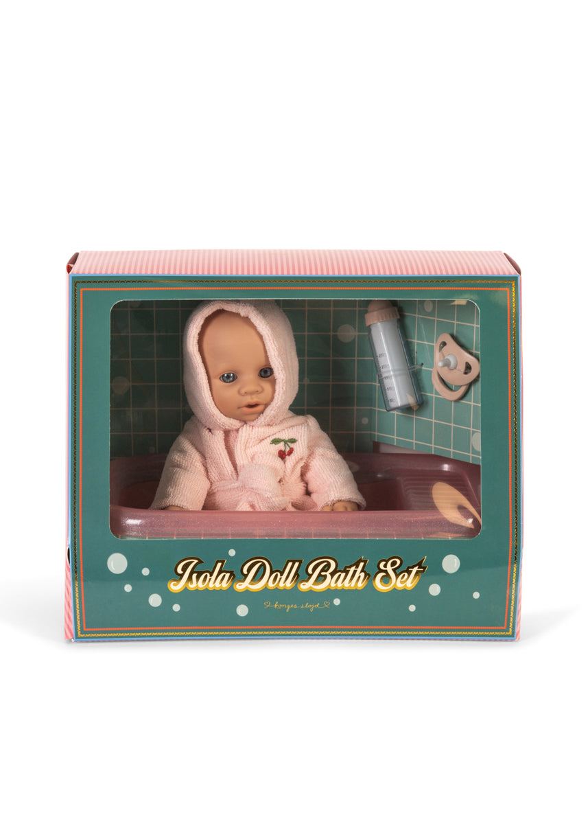 Konges Sløjd Pop Isola Doll Bath Set Cherry, pop met badset op witte achtergrond