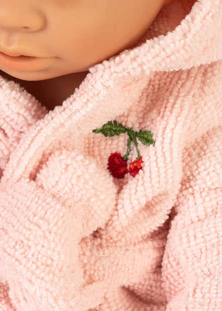 Konges Sløjd Pop Isola Doll Bath Set Cherry, zevende productfoto op witte achtergrond