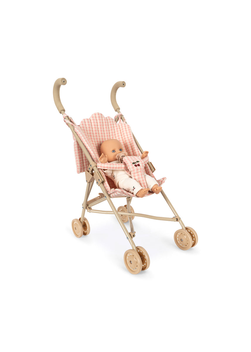 Konges Sløjd Poppenset Poppy Doll Stroller Set Pink Check, poppenset met buggy op witte achtergrond