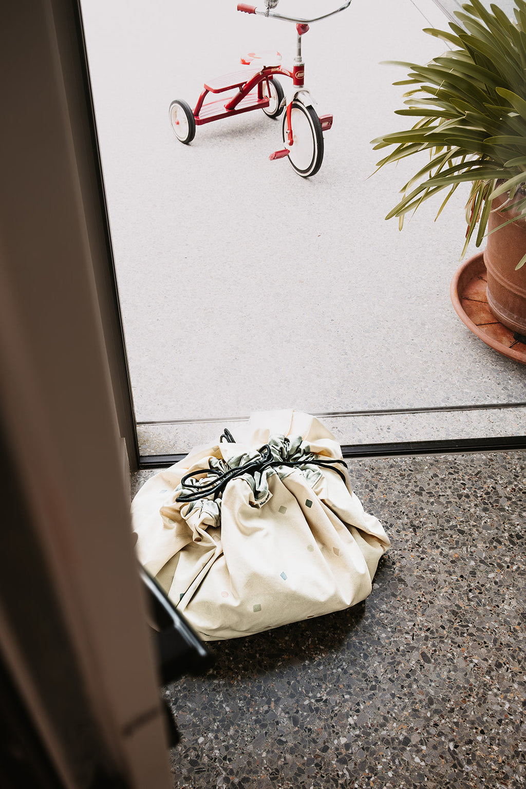 Play & Go Opbergzak & Speelmat | Wereldkaart Kleur