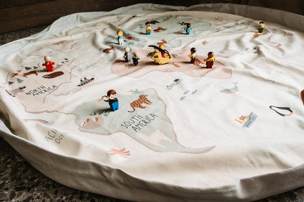 Play & Go Opbergzak & Speelmat | Wereldkaart Kleur