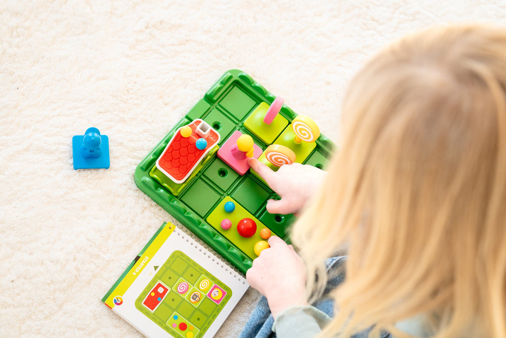Smartgames Hans & Grietje 60 Opdrachten, derde sfeerbeeld van het spel in gebruik