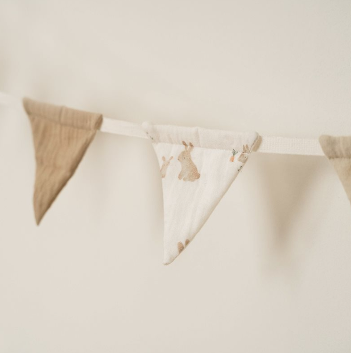 * Little Dutch Slinger Met Vlaggetjes Hydrofiel | Baby Bunny