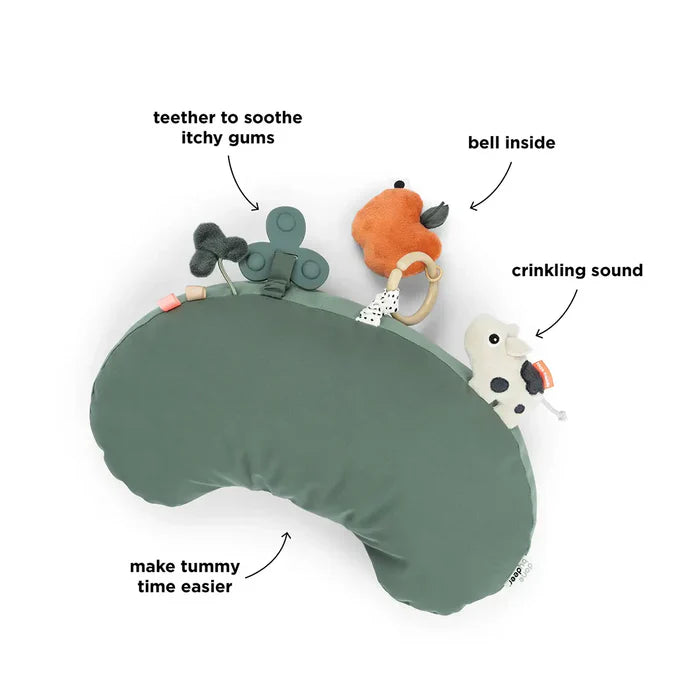Done By Deer Activiteiten Kussen | Tiny Farm Green