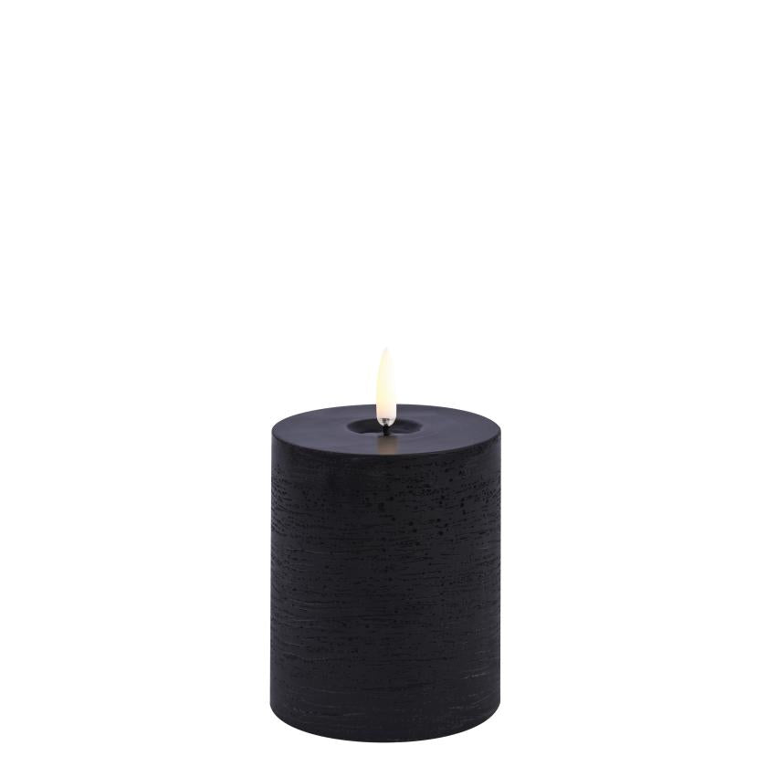 Uyuni LED Kaars Pillar Melted Candle 7,8x10 cm | Forest Black Rustic