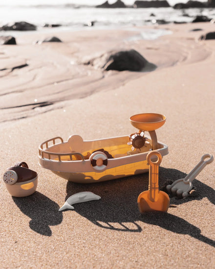 Mrs. Ertha Strandspeelgoed Set Beach Toys | All Aboard*