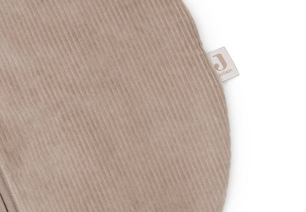 Jollein slaapzak Milky Coffee 70 cm in detail, ribstof met zachte katoenen voering, te koop bij De Gele Flamingo