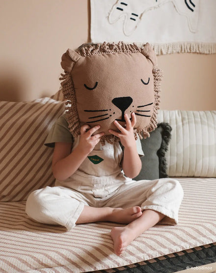* Nobodinoz Lion Face Embroidery Kussen 34x34cm | Sesame