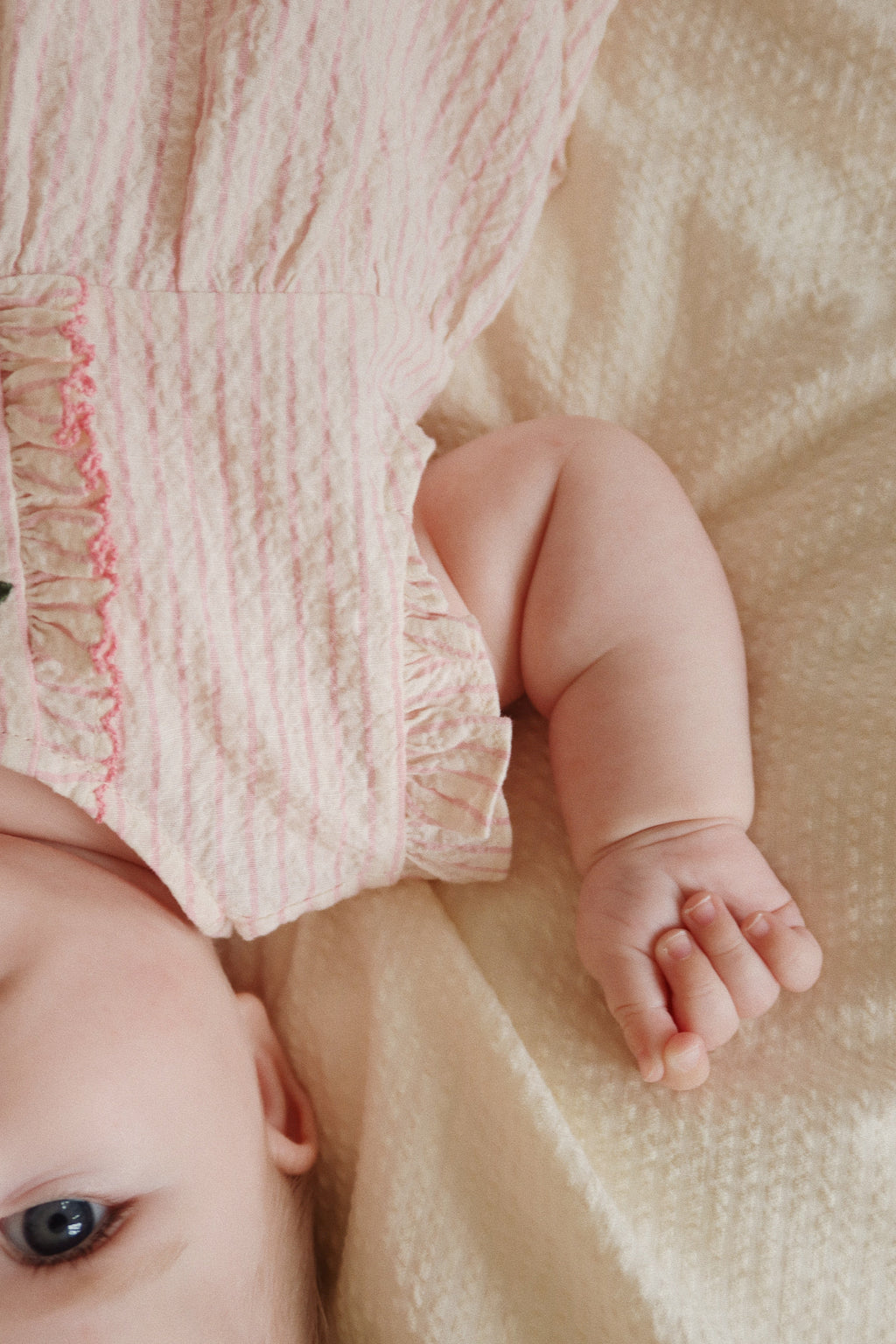 Konges Sløjd Ellie Frill Romper | Peony Stripe